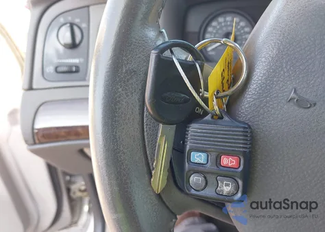 2010 Mercury Grand Marquis Ls (Fleet Only) from USA, damaged, VIN 2MEBM7FV8AX633694